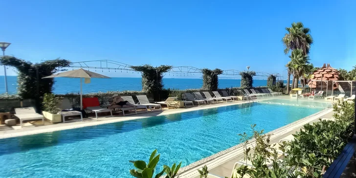 Dovolená v Albánii: Hotel Eter Palace**** přímo u písčité pláže, all inclusive, letenka i transfer