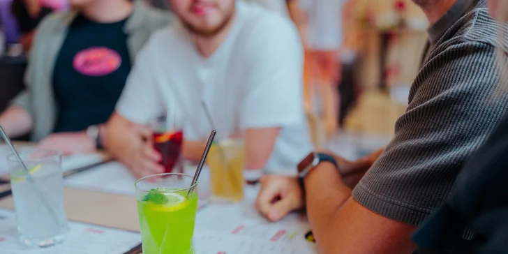 Otevřený voucher do moderního asijského bistra: 250 Kč až 1000 Kč na celé menu vč. nápojů