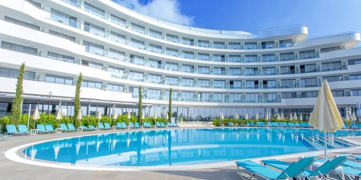 4* dovolená v Bulharsku: hotel Astoria Mare ve Zlatých Píscích s all inclusive letecky či autem