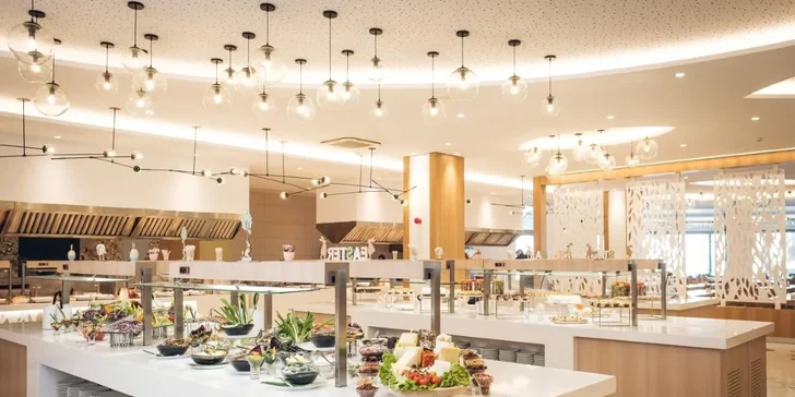 4* dovolená v Bulharsku: hotel Astoria Mare ve Zlatých Píscích s all inclusive letecky či autem