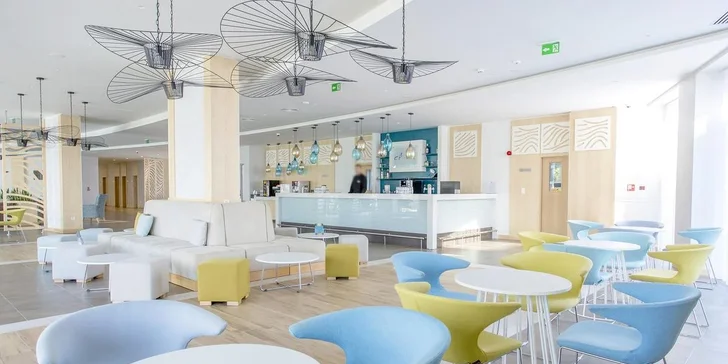 4* dovolená v Bulharsku: hotel Astoria Mare ve Zlatých Píscích s all inclusive letecky či autem