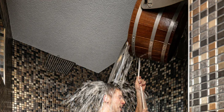 2 hodiny v privátním wellness pro dva: finská nebo bio (tropická) sauna i vířivka