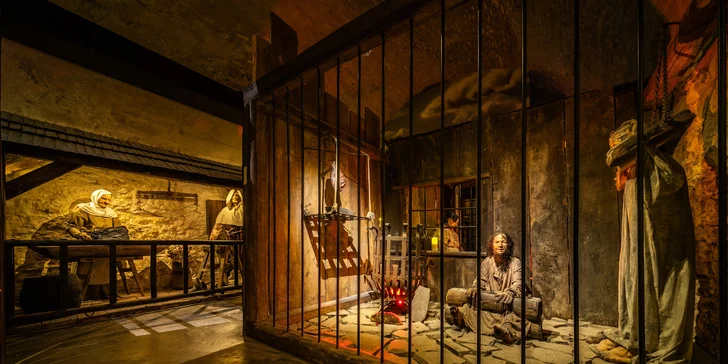 Expozice mučicích nástrojů v Museu Tortury: vstupy pro rodiny i jednotlivce