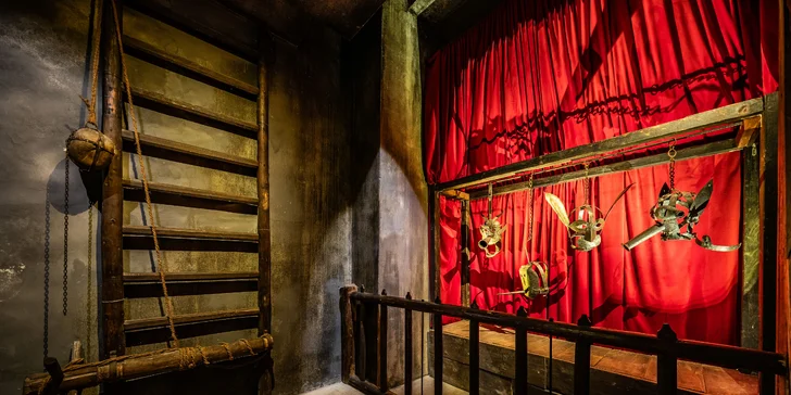 Expozice mučicích nástrojů v Museu Tortury: vstupy pro rodiny i jednotlivce