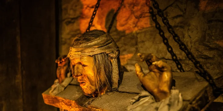 Expozice mučicích nástrojů v Museu Tortury: vstupy pro rodiny i jednotlivce