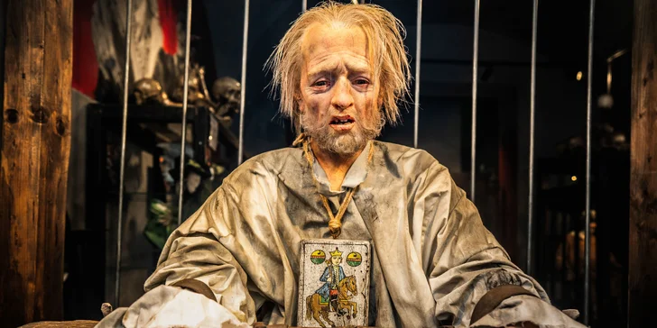 Expozice mučicích nástrojů v Museu Tortury: vstupy pro rodiny i jednotlivce