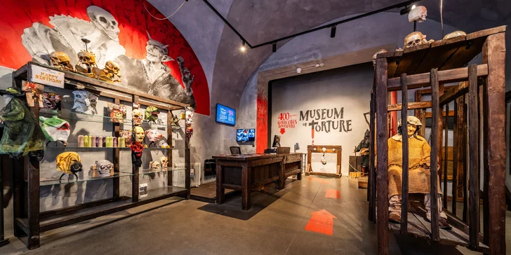 Expozice mučicích nástrojů v Museu Tortury: vstupy pro rodiny i jednotlivce