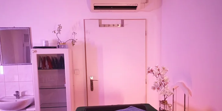 50 minut olejové relaxační nebo rekondiční masáže dle výběru