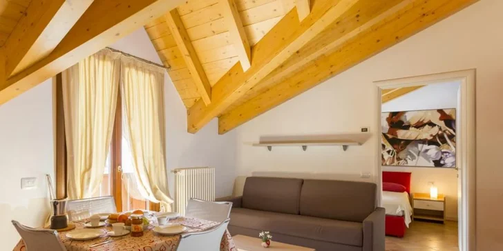Týden v Dolomitech: lyžařská oblast Madonna di Campiglio-Pinzolo, apartmán pro 2-4 osoby, sauna