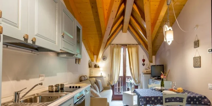 Týden v Dolomitech: lyžařská oblast Madonna di Campiglio-Pinzolo, apartmán pro 2-4 osoby, sauna
