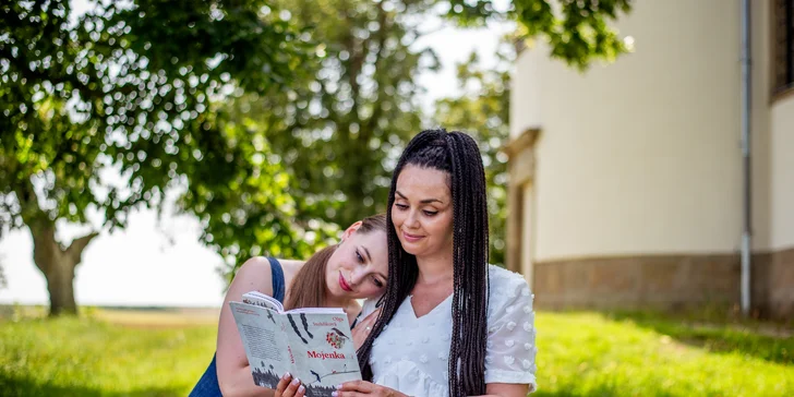 Profesionální focení v okolí Velkého Meziříčí nebo Brna: rodinné, párové či těhotenské