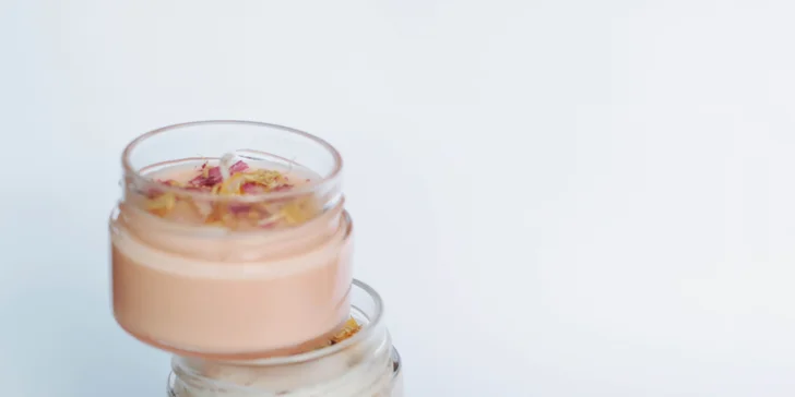 Kurz výroby 12 vánočních dárků: sójové svíčky, balzámy na rty i tělový krém, 1-2 osoby