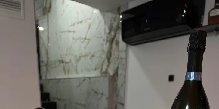 1–5h. privátní wellness v srdci Prahy: hydromasážní vana, sauna i občerstvení