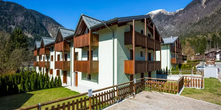 Týden v Dolomitech: lyžařská oblast Madonna di Campiglio-Pinzolo, apartmán pro 2-4 osoby, sauna