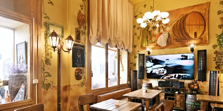 Šťavnaté burgery ve Flames Fusion: samostatně nebo v menu s přílohou a nápojem