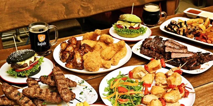 500–2 000 Kč na cokoliv v restauraci Flames Fusion: burgery, masové dobroty, saláty i pití