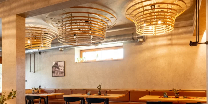 Pětichodové menu s panenkou a rump steakem i relaxace ve wellness pro 2 osoby