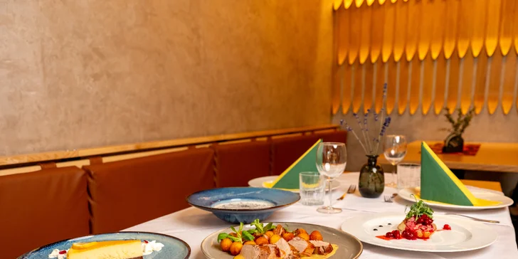 Pětichodové pivní menu s vepřovou panenkou i relax v pivních lázních pro 2 osoby