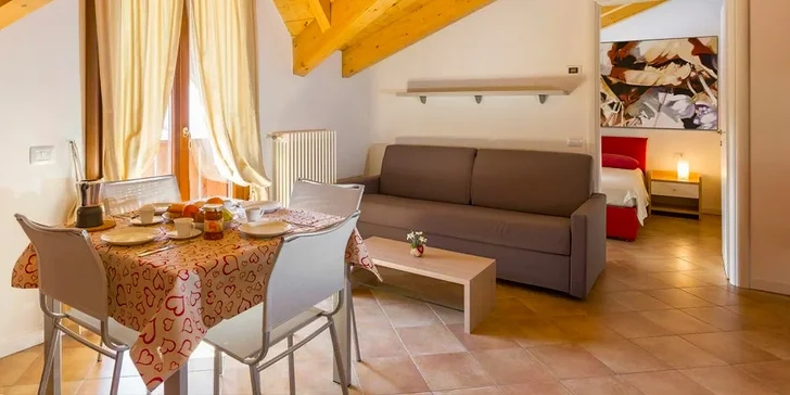 Týden v Dolomitech: lyžařská oblast Madonna di Campiglio-Pinzolo, apartmán pro 2-4 osoby, sauna