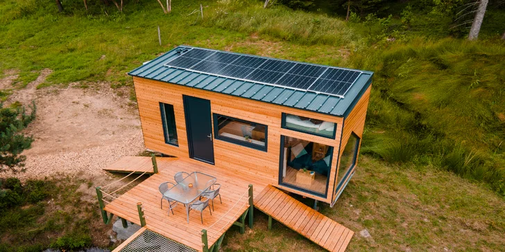 Tiny House Česílko: skvělá poloha blízko Lipna, vlastní sauna i terasa s výhledem
