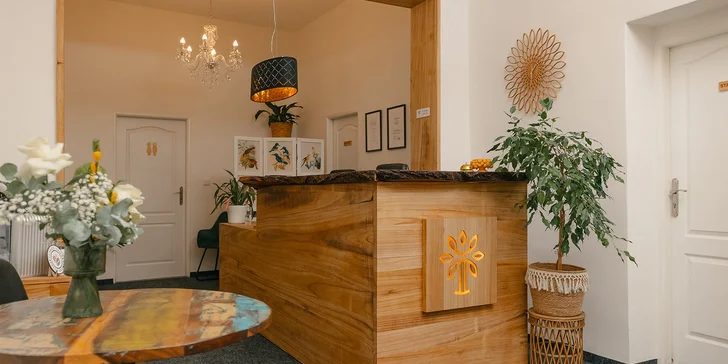 Celotělová klasická nebo aroma masáž s vůní skořice, čokolády nebo aloe vera: 60 až 120 minut