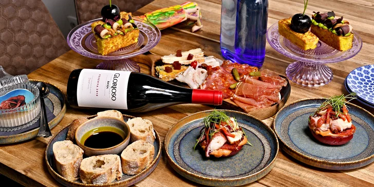 Španělské menu pro 2 osoby: tapas, slávky, foie gras, chobotnice i dezert a španělské víno