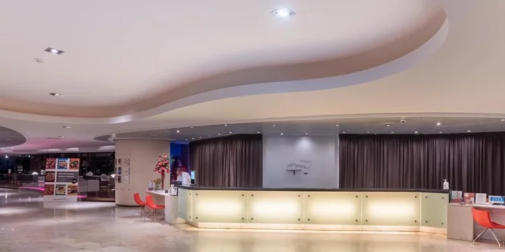 Na Madeiru letecky: 5* Hotel Pestana Casino s polopenzí a střešním bazénem s výhledem na moře