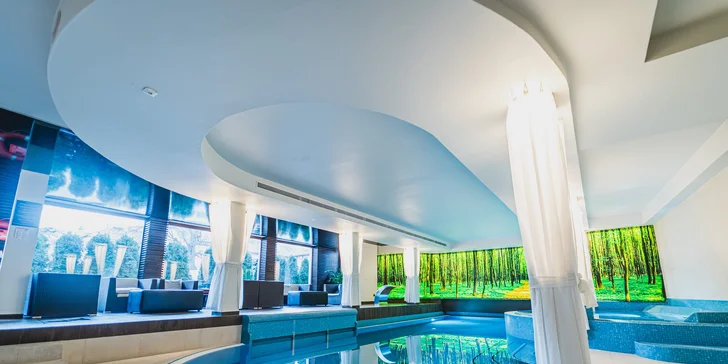 Luxusní hotel v polském Řešově: snídaně či polopenze, wellness a památky