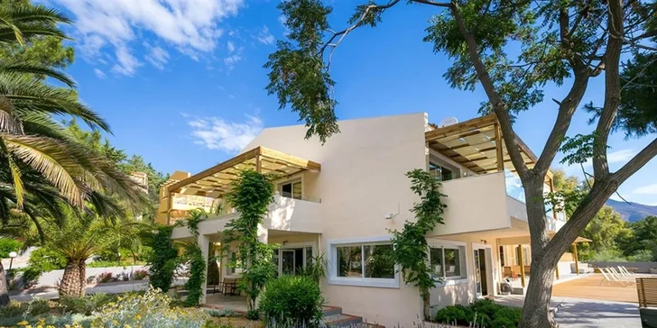 Dovolená na ostrově Thassos: 4* hotel Zoe, all inclusive, letenky i vstup do vodního parku