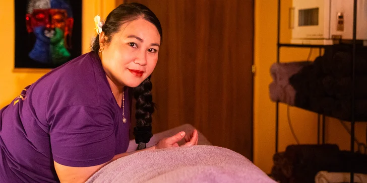 Thajské masáže: 30 až 90 minut relaxační olejové, antistresové či originální thai masáže