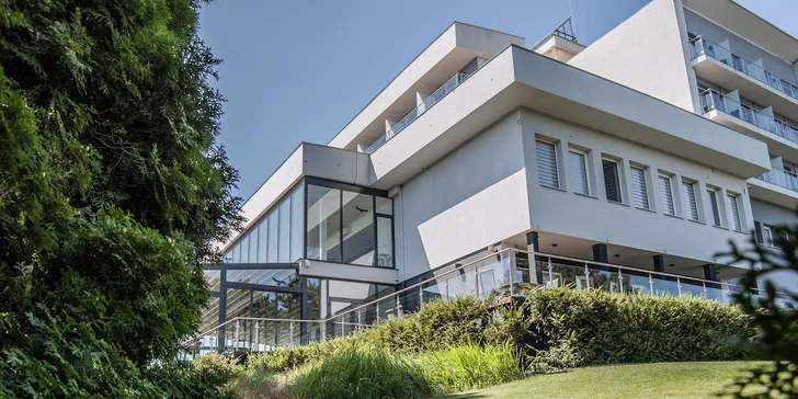 4* hotel na břehu Zemplínské šíravy: wellness, polopenze i neomezená konzumace vína