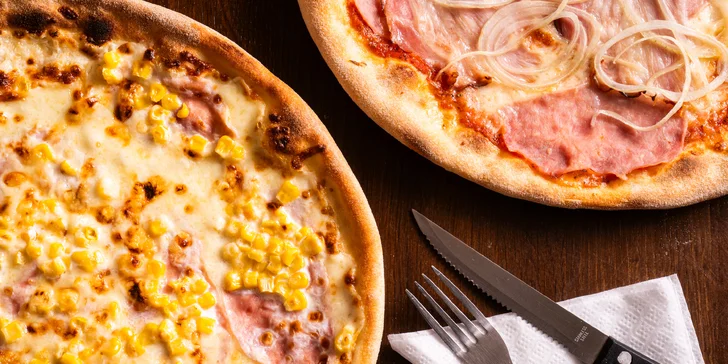 Jedna nebo dvě 32cm pizzy dle výběru: sýrová, šunková, salámová i crudo