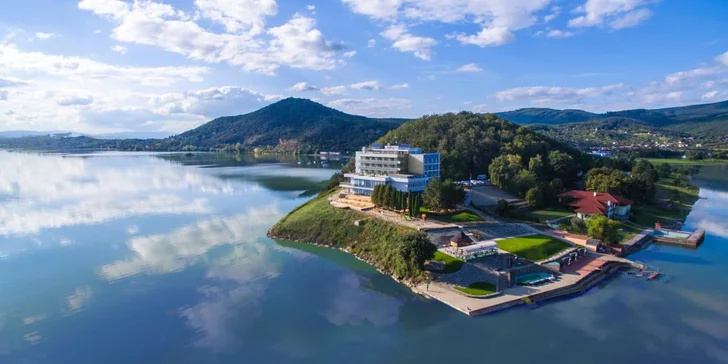 4* hotel na břehu Zemplínské šíravy: wellness, polopenze i neomezená konzumace vína
