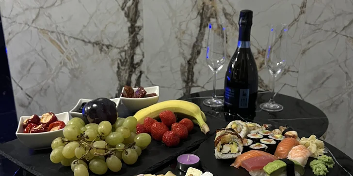 Privátní VIP wellness na 2-5 hodin: hydromasážní vana, sauna, občerstvení, víno i sushi set