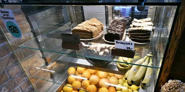 Tříchodové menu v Avocado Bistro pro 1 či 2 osoby: polévka, hl. chod, dezert i nápoje