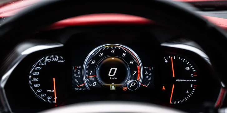 Až 60 min. řízení: Corvette, Camaro, BMW M2 či M5 nebo Audi RS6