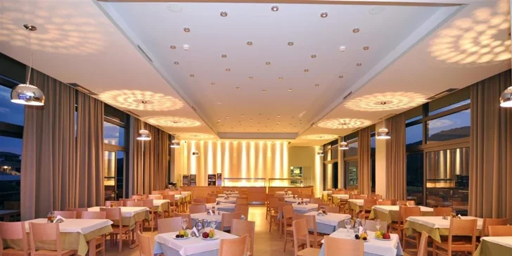 Řecký ostrov Thassos vč. letenky: 4* hotel Aeolis s all inclusive a bazénem