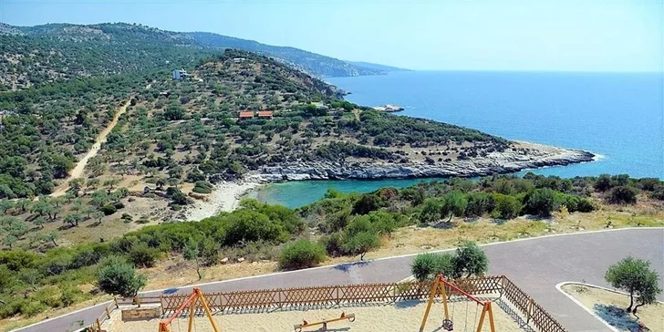 Řecký ostrov Thassos vč. letenky: 4* hotel Aeolis s all inclusive a bazénem