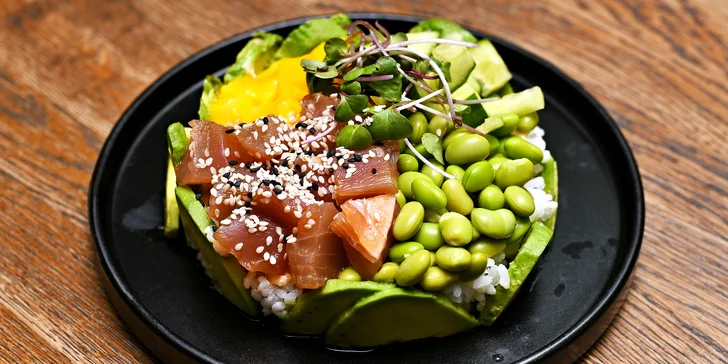 Tříchodové menu v Avocado Bistro pro 1 či 2 osoby: polévka, hl. chod, dezert i nápoje