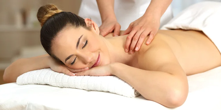 Chvilka relaxace: až 60min. masáž dle výběru, relaxační, čokoládová, baňky i Aloe vera