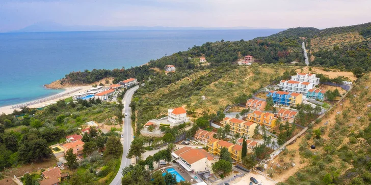 Dovolená na ostrově Thassos: 4* hotel Zoe, all inclusive, letenky i vstup do vodního parku
