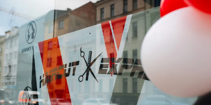 Bez objednání předem: kompletní střih, mytí i foukaná pro dámy, 10% sleva na barvu a melír