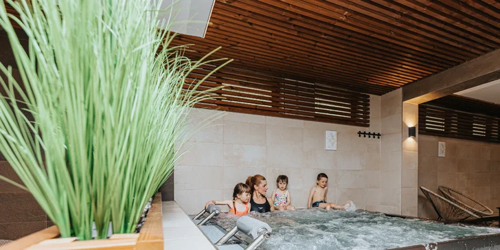 Pobyt v rodinném penzionu Orava Village v Oravské Lesné s polopenzí i wellness