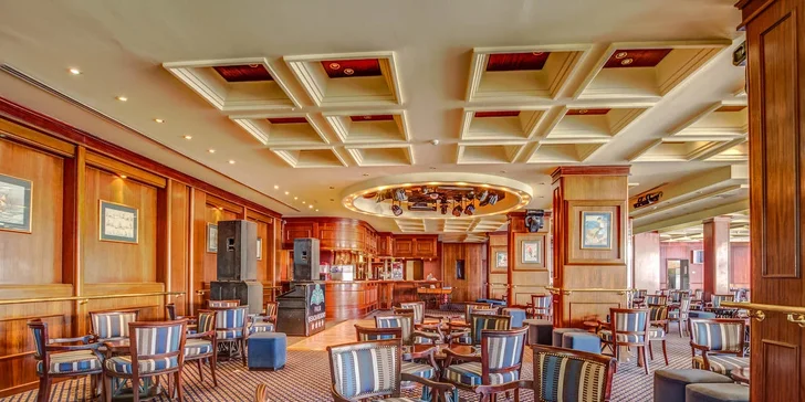 Hurghada: 4* hotel Palm Beach přímo u pláže, all inclusive, bazény, letenky