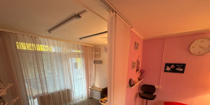 Mikrojehličková mezoterapie celého obličeje: 1 i 4 ošetření