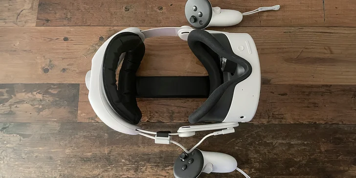 Virtuální realita v obýváku: pronájem setu Meta Quest 3S s příslušenstvím i hrami