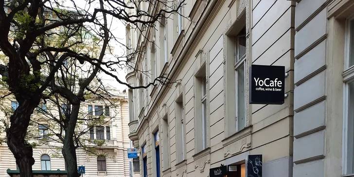 Nejvoňavější zimní nápoj: horké svařené víno pro jednu i dvě osoby nebo permanentka