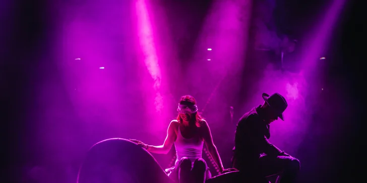 Show vymakaných těl: 90min. žhavé vystoupení pánské skupiny Men4Queen v Prachaticích