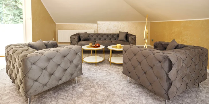 Masáž pod rukama masérek z Bali a Jávy: 30-90 minut relaxu, horké kameny, reflexní i thajská
