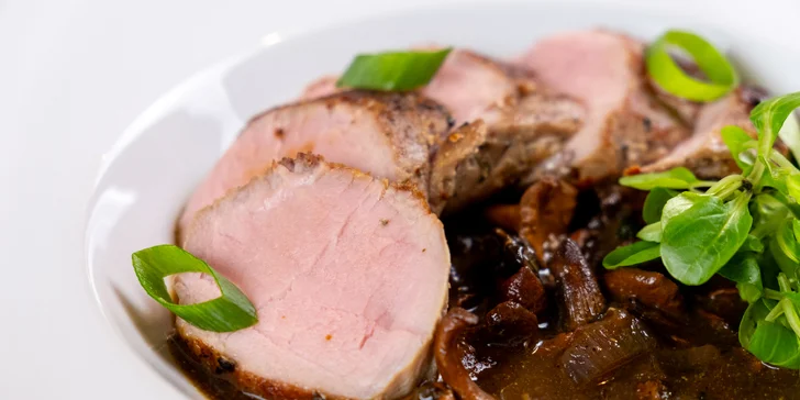 Otevřený voucher v hodnotě 500 až 1500 Kč na cokoli v restauraci U Dvou pupků v Dubči